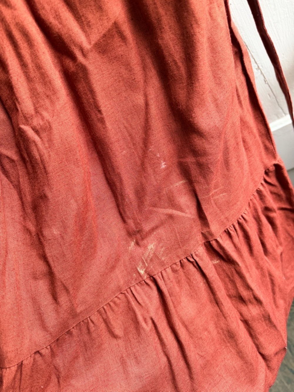 Little Cottonwood red linen dress - Picture 3 of 3